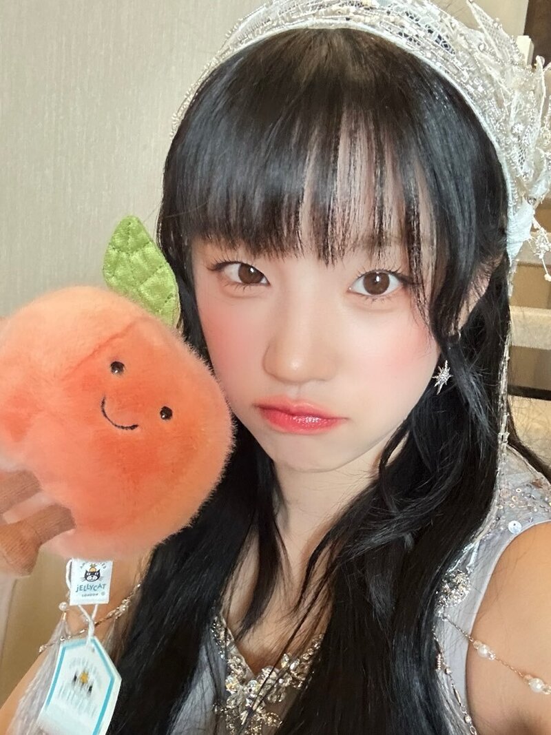 240705 - (G)I-DLE Twitter Update with YUQI - Keep Running documents 1