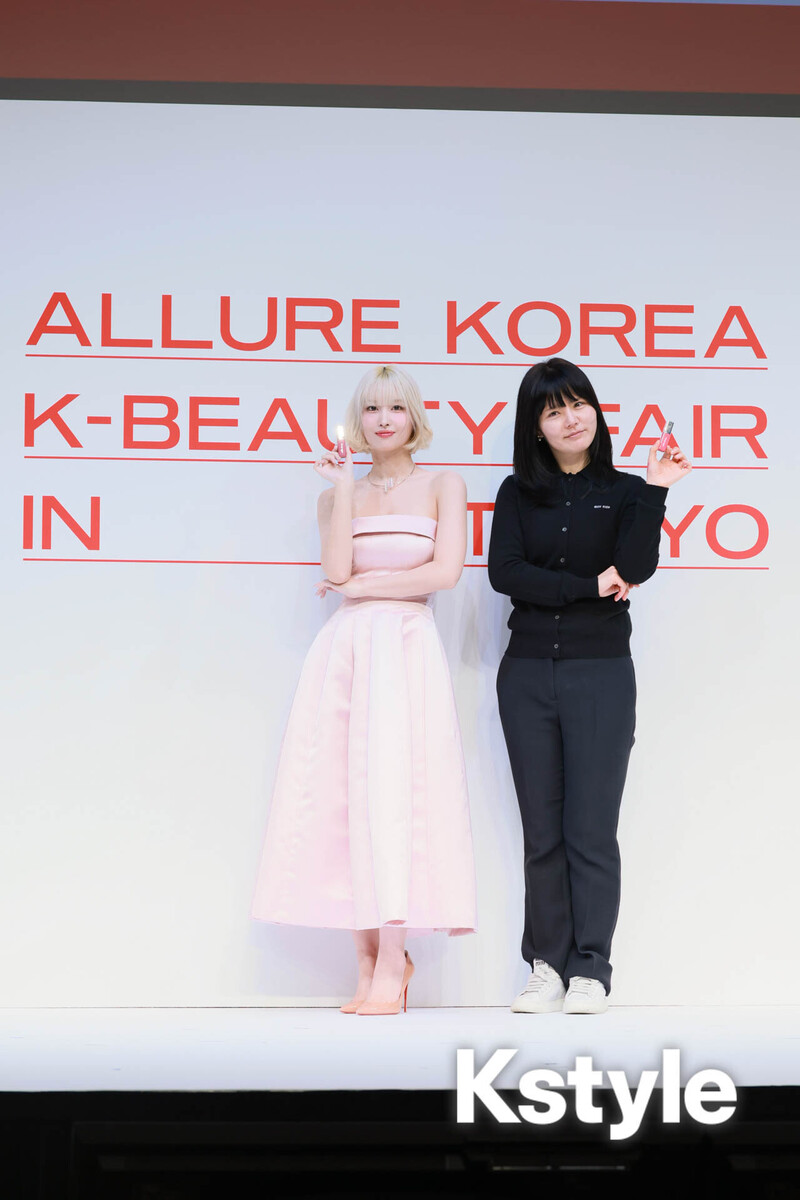 241013 TWICE Momo - Allure K-Beauty Fair in Tokyo documents 14