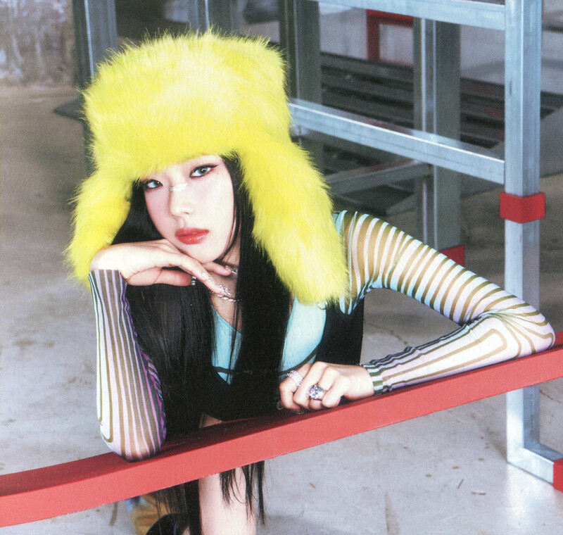 BABYMONSTER - 1st Album 'DRIP' [Scans] documents 7