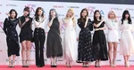 190424 TWICE at The Fact Music Awards red carpet