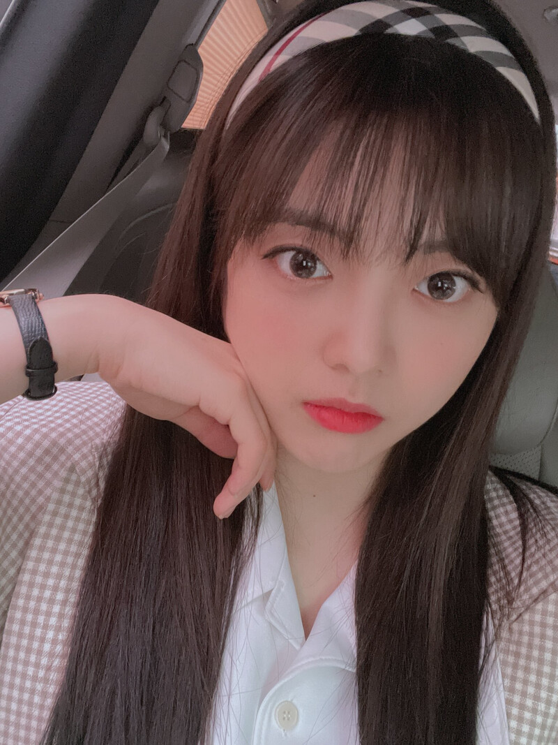 210604 Suyeon Twitter Update (Weki Meki) documents 3