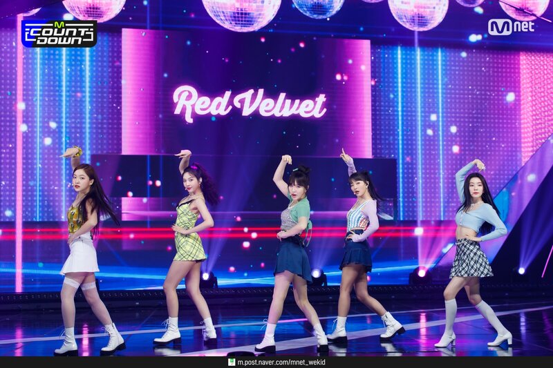 210826 Red Velvet - 'Pose' + 'Queendom' at M Countdown documents 2
