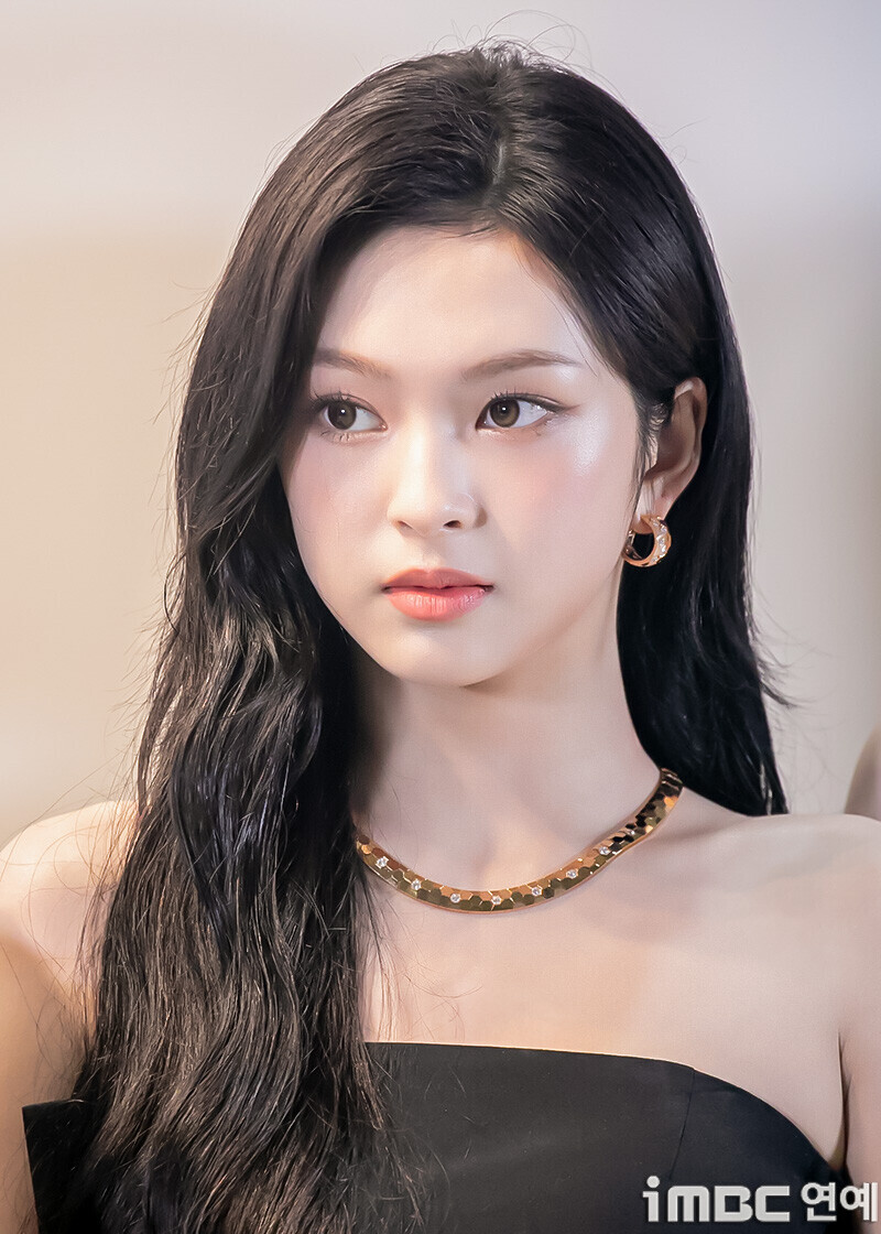 240904 BABYMONSTER Chiquita - CHAUMET Event documents 6