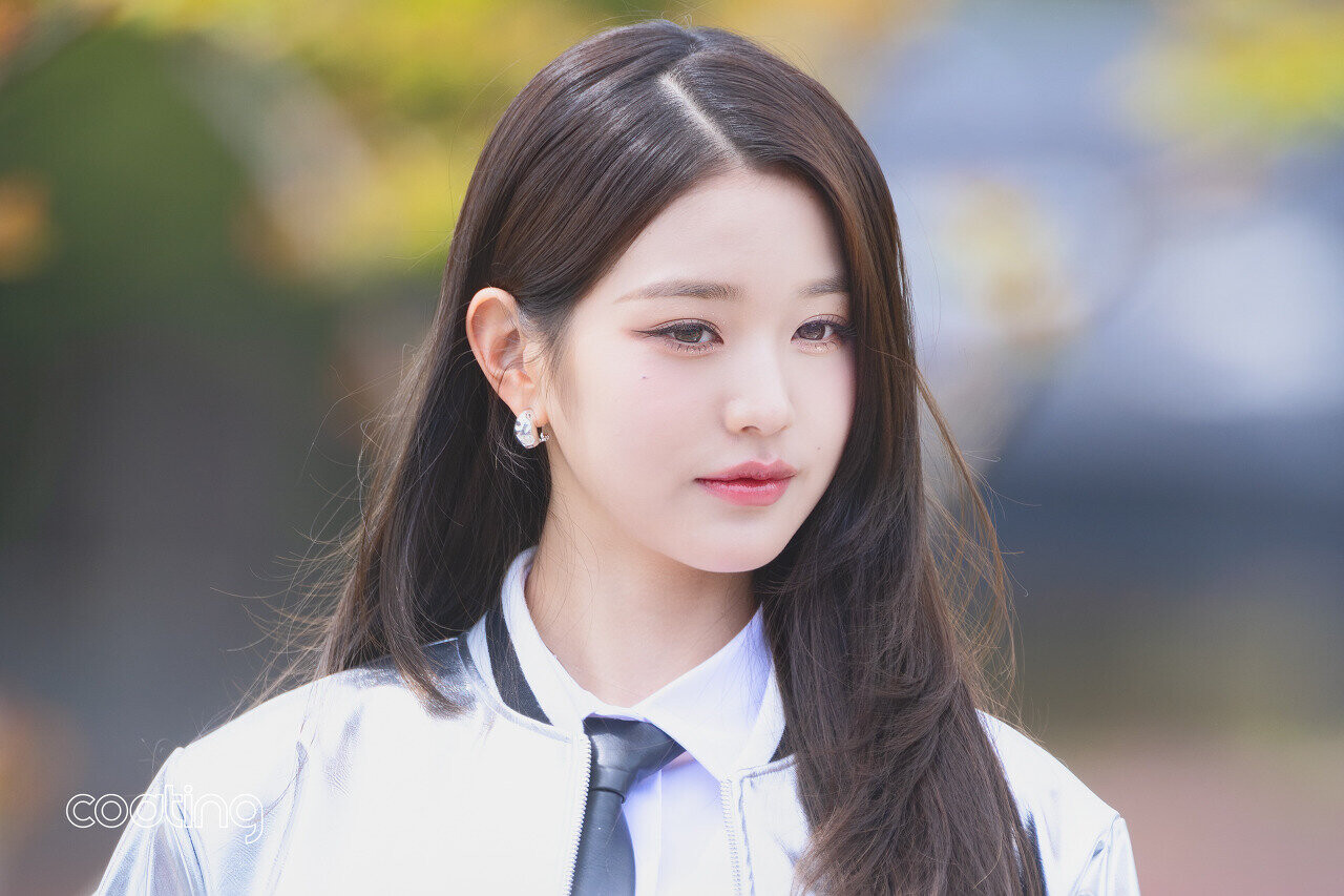 230428 IVE Wonyoung - Music Bank Commute | kpopping