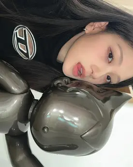 241206 fromis_9 Seoyeon Instagram Update