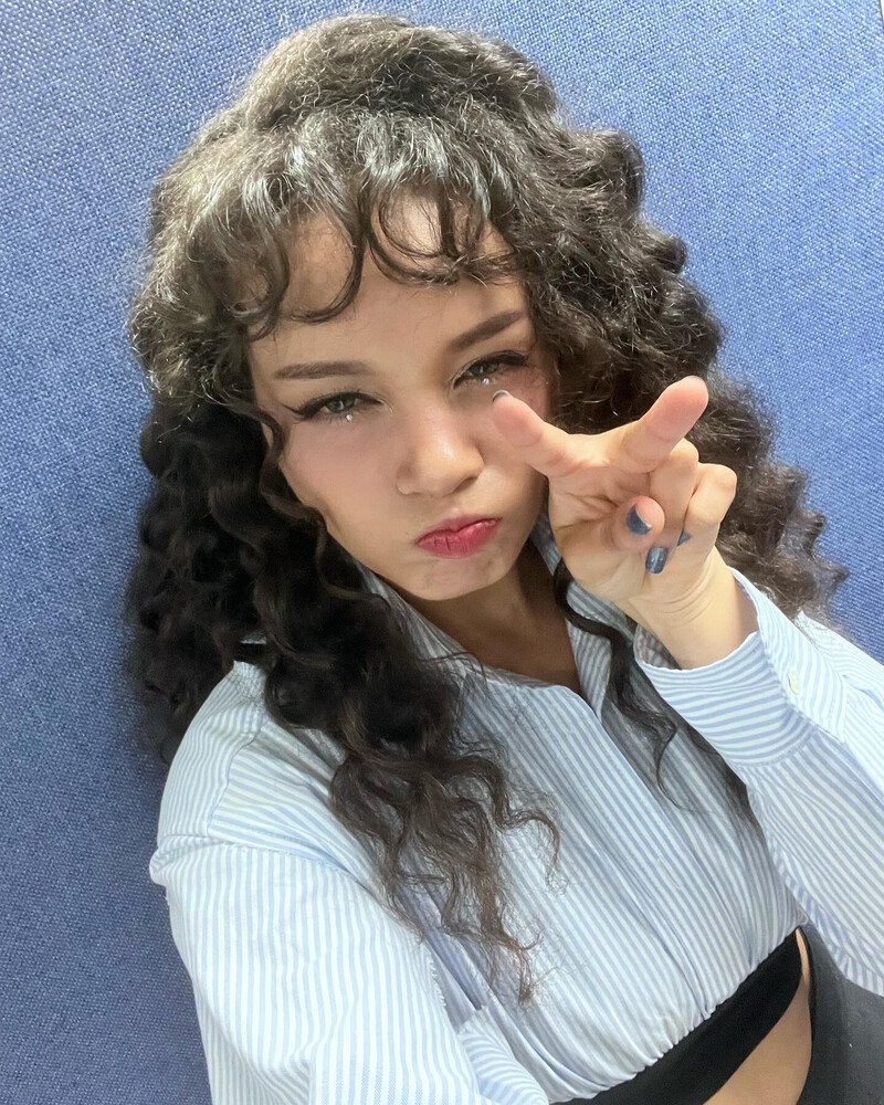 230729 BLACKSWAN NVee Instagram Update documents 2