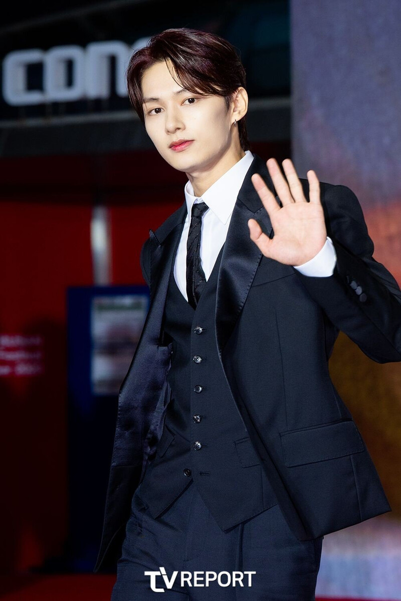 231008 SEVENTEEN Jun at 28th BUSAN International Film Festival (BIFF) documents 1