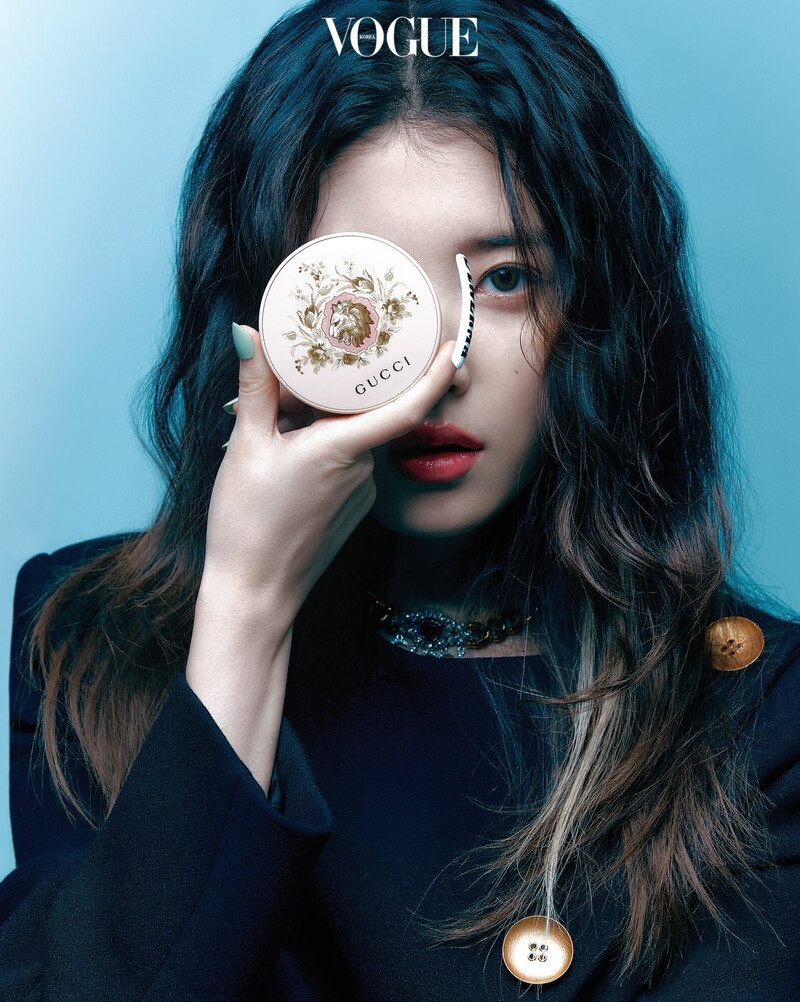 IU for Vogue Korea Magazine October 2021 Issue documents 3