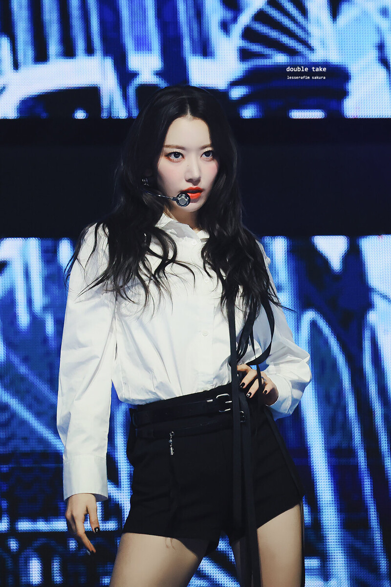 221224 LE SSERAFIM Sakura - SBS Gayo Daejeon | kpopping