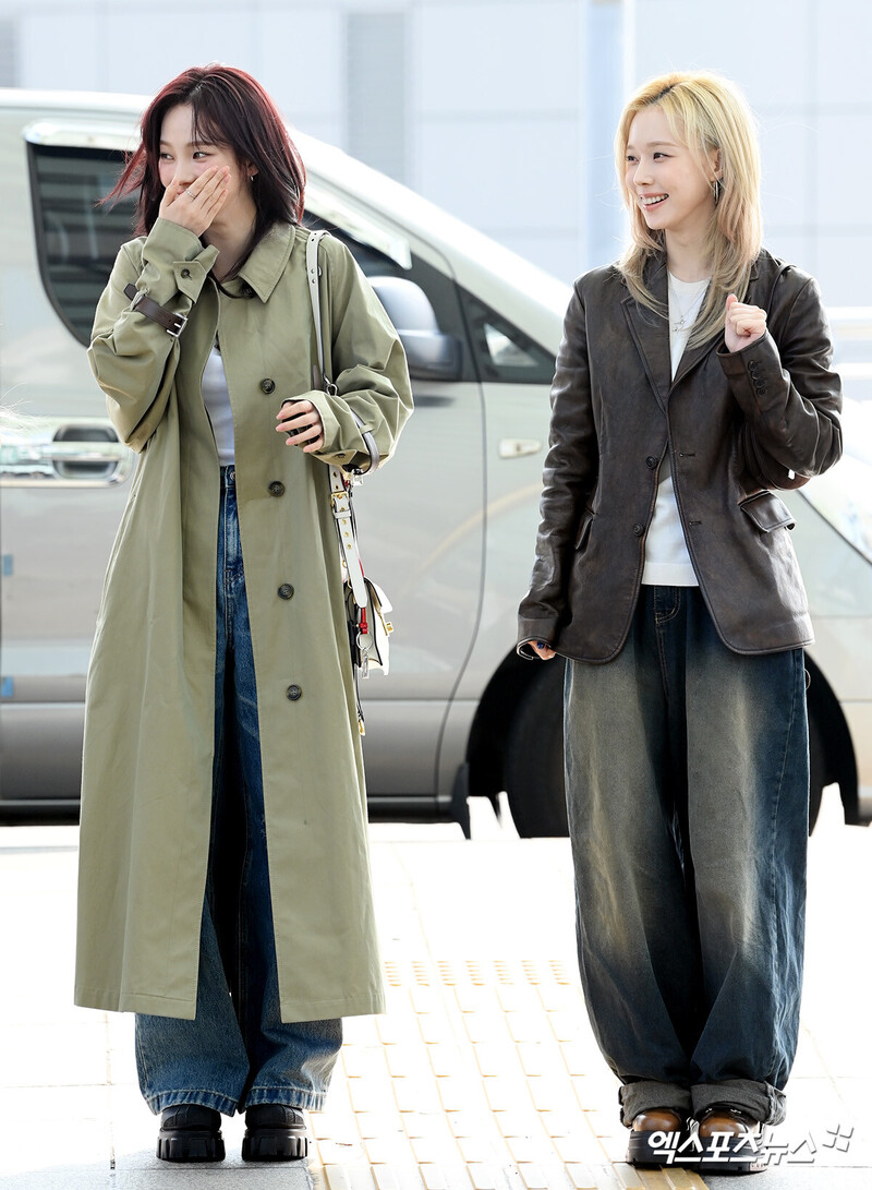 241011 aespa Karina & Winter at Incheon International Airport documents 3