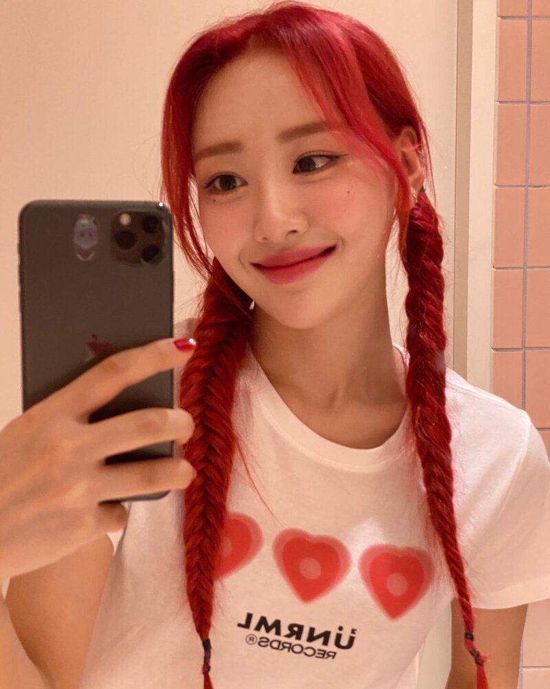 220619 LOONA Twitter Update - Yves documents 7