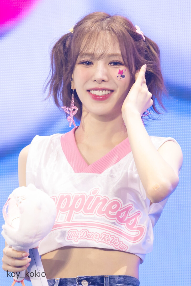 240803 Red Velvet Wendy - Fan-Con Tour 'Happiness : My Dear, ReVe1uv' in Seoul Day 2 documents 1