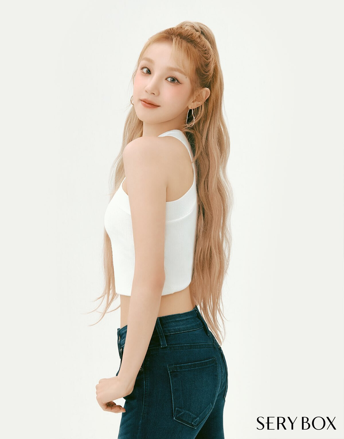 G)I-DLE Yuqi for SERY BOX | 2023 | kpopping