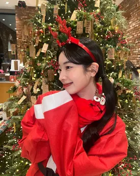 241225 DAHYUN Instagram Update