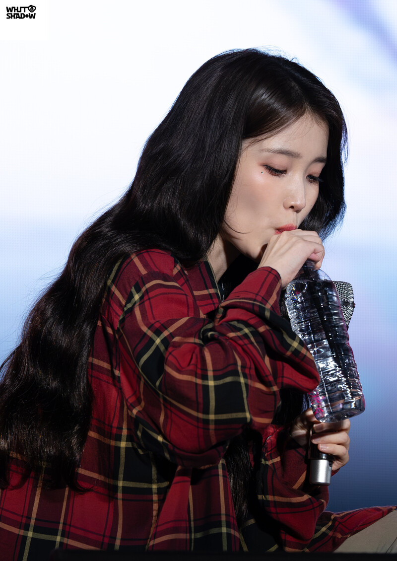 240420 IU - ‘H.E.R.’ World Tour in Singapore Day 1 documents 1