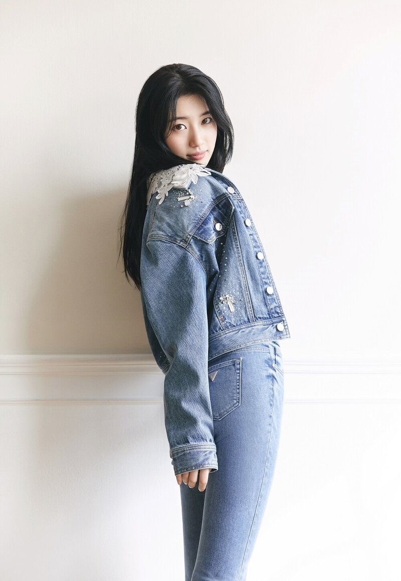 Bae Suzy for GUESS 2022 SS Collection "Denim Of The Day" documents 13