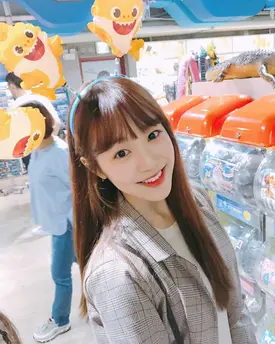 180505 Rachel Instagram Update