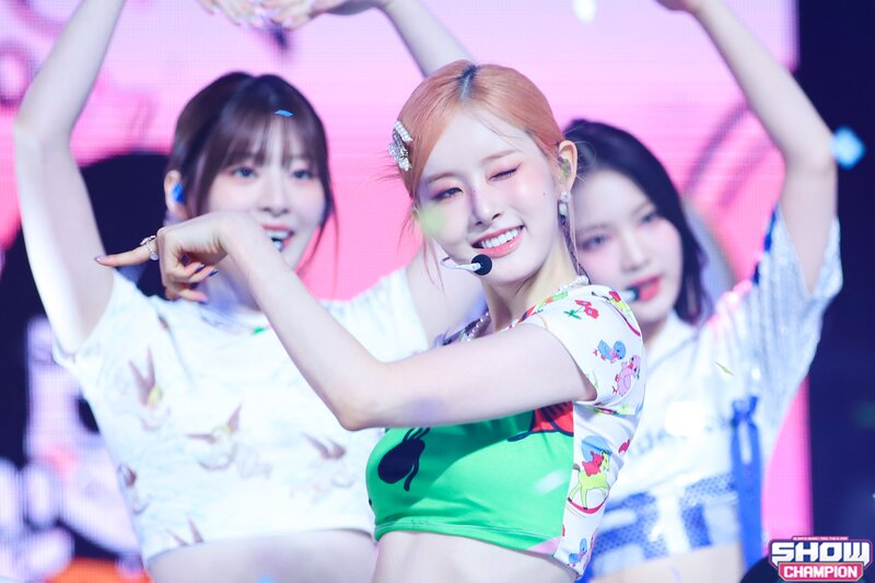 230830 STAYC Sieun - 'Bubble' at Show Champion documents 4