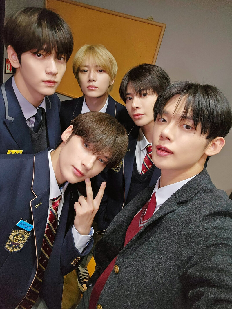 241116 - TXT Members Twitter Update documents 1