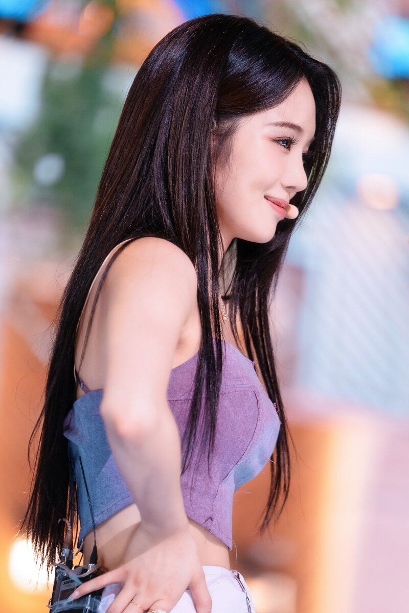 220703 fromis_9 Jisun - 'Stay This Way' at Inkigayo documents 11