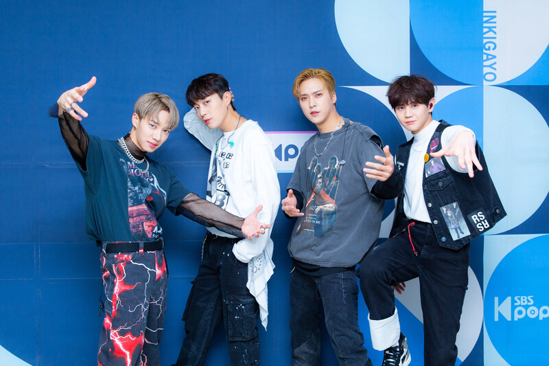 210509 SBS Twitter Update - HIGHLIGHT at Inkigayo Photowall documents 4