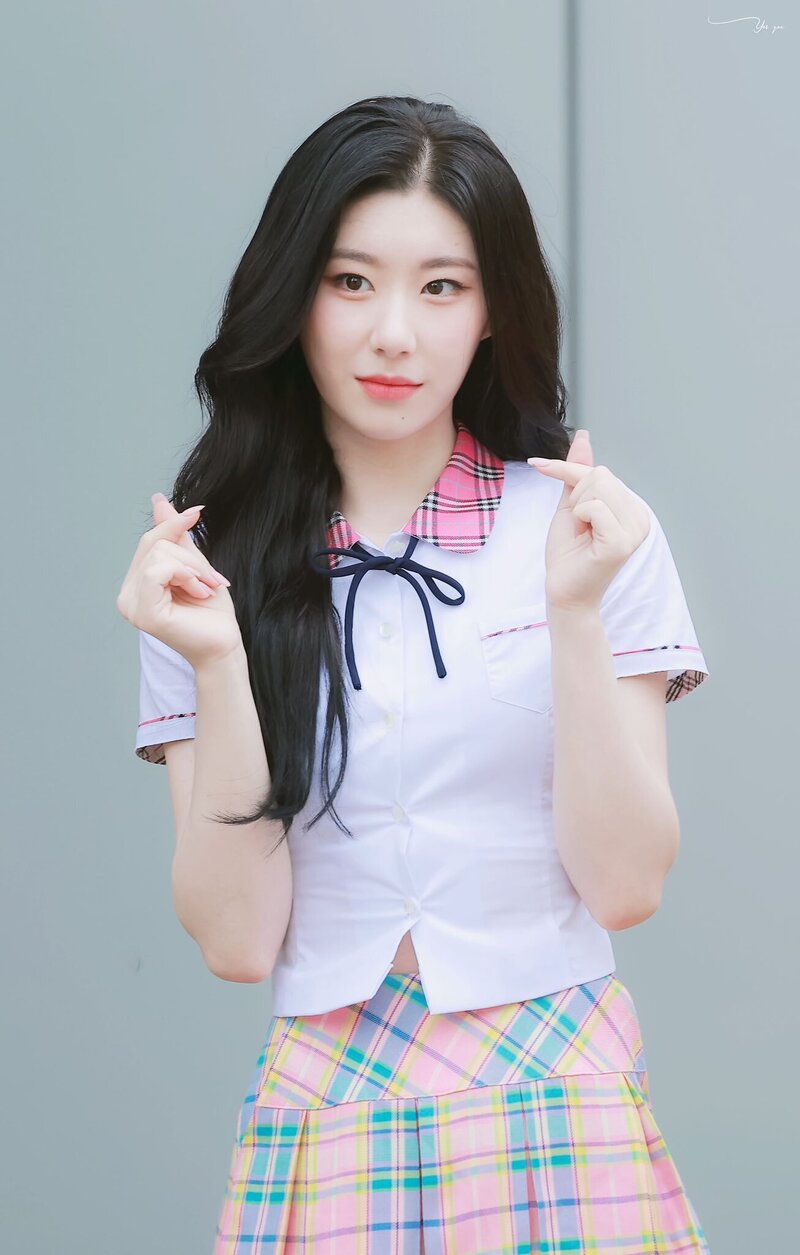 220721 ITZY Chaeryeong - Recording for Knowing Bros documents 4