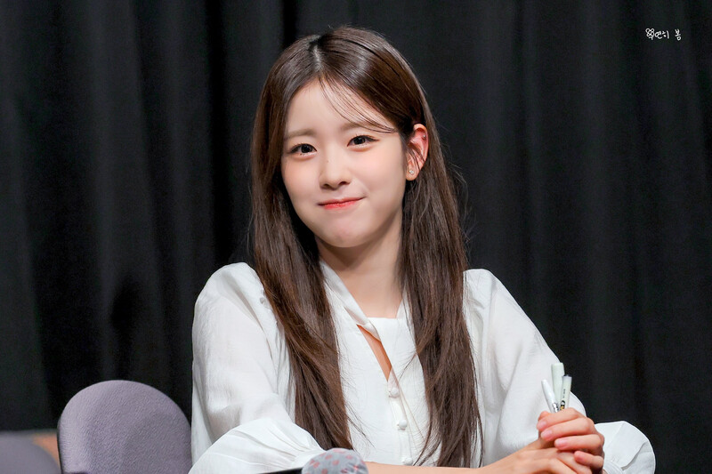 240929 WOOAH - WOOYEON at fansign event documents 3