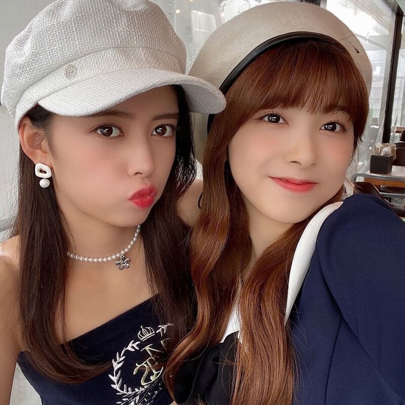 210719 - NiziU Instagram Update: Rima & Miihi | kpopping