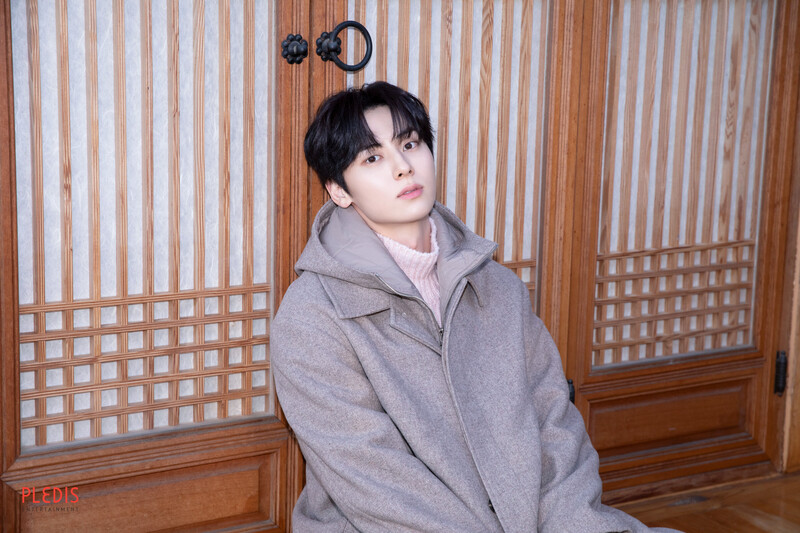 230513 Hwang Minhyun Weverse Update -  ‘Bukchon Hanok Village Photo Trip’ Photo Sketch documents 4