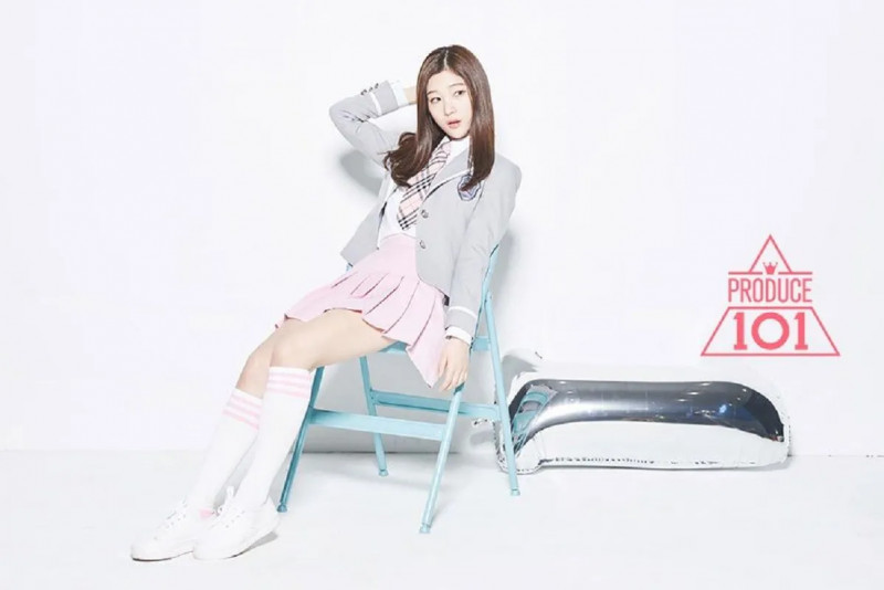 Jung_Chaeyeon_Produce_101_Promotional_2.jpg