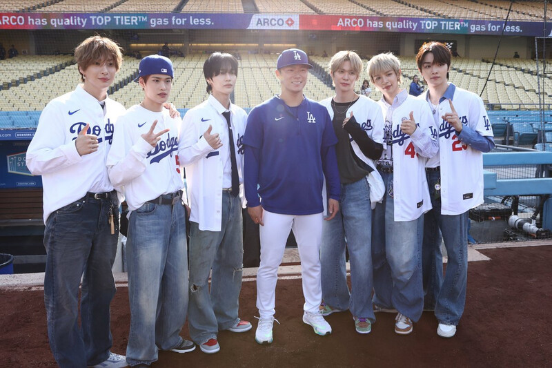 MLB Japan Twitter update with RIIZE | kpopping