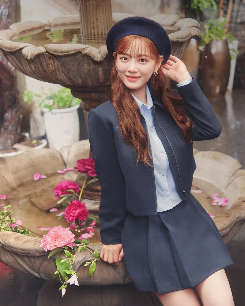 Sejeong for Roem 2022 Fall Collection - Moments in Romantic Garden documents 3