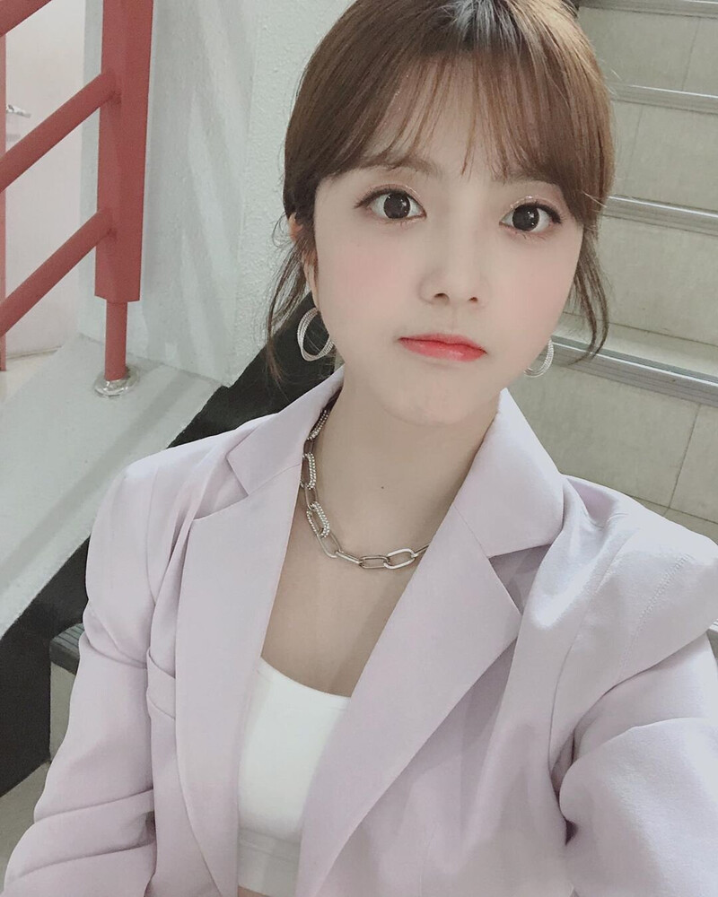 200621 Suyeon Instagram update documents 5