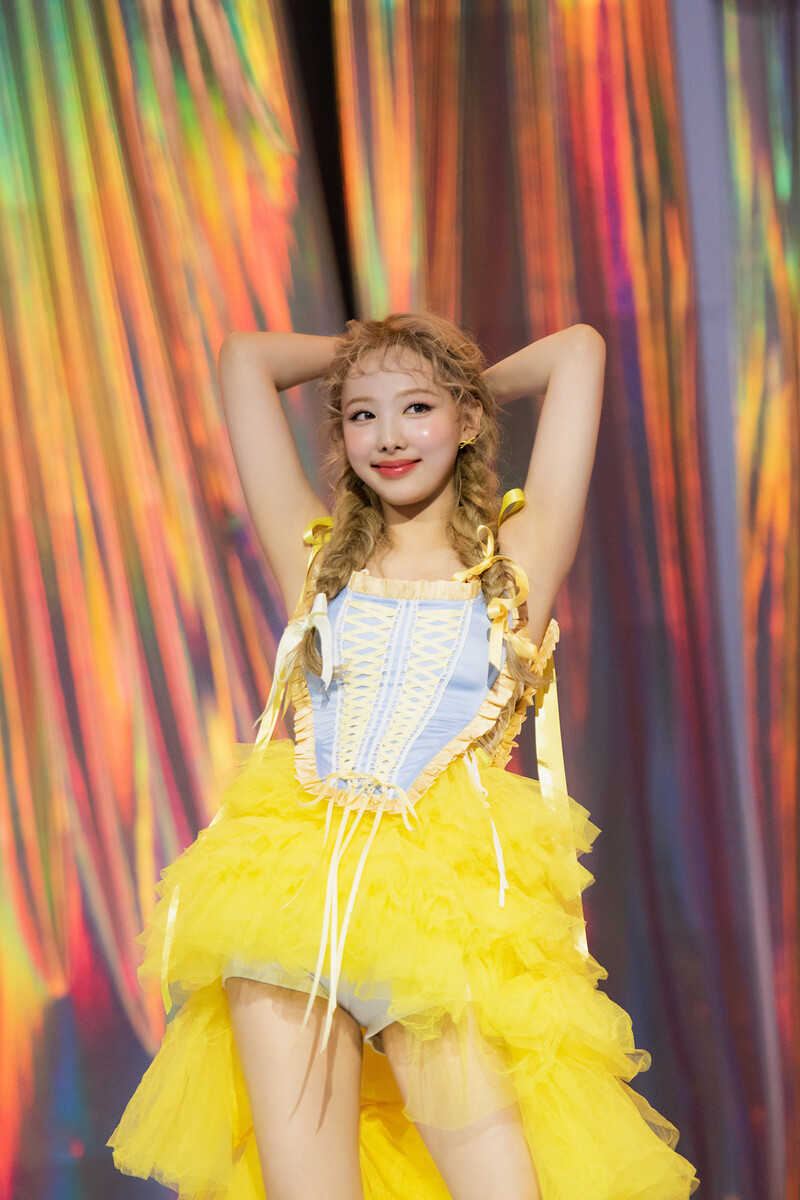 220705 JYP Naver - TWICE Nayeon - 'POP!' Music Video Shoot documents 5