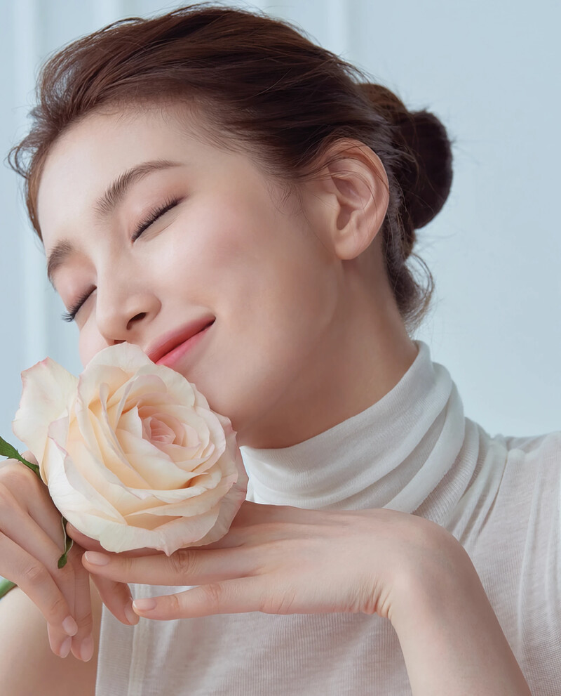 Bae Suzy for Marie Claire Korea Magazine March 2021 x Lancome documents 2