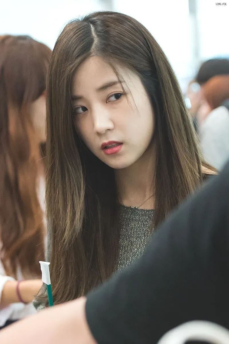 Chorong54_1.jpg