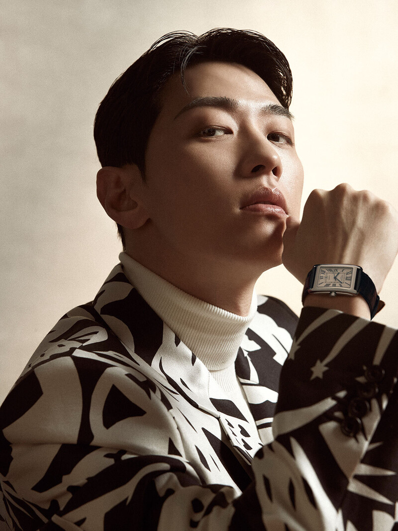 GRAY for NOBLESSE MEN x LONGINES WATCHES January Issue 2022 documents 3