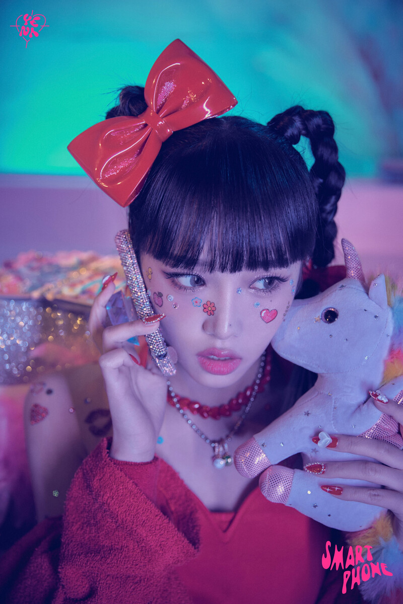 Choi Yena - "Smartphone" 2nd Mini Album Concept Teaser Photos documents 10