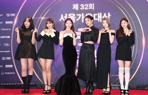 230119 IVE - 32nd Seoul Music Awards Red Carpet