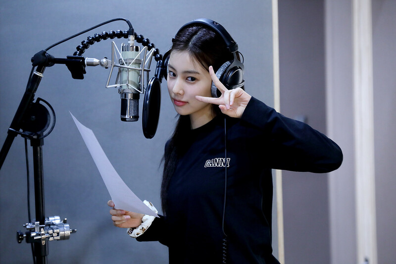 220618 8D Naver Post - Kang Hyewon - 'Like a Diamond' Recording documents 7