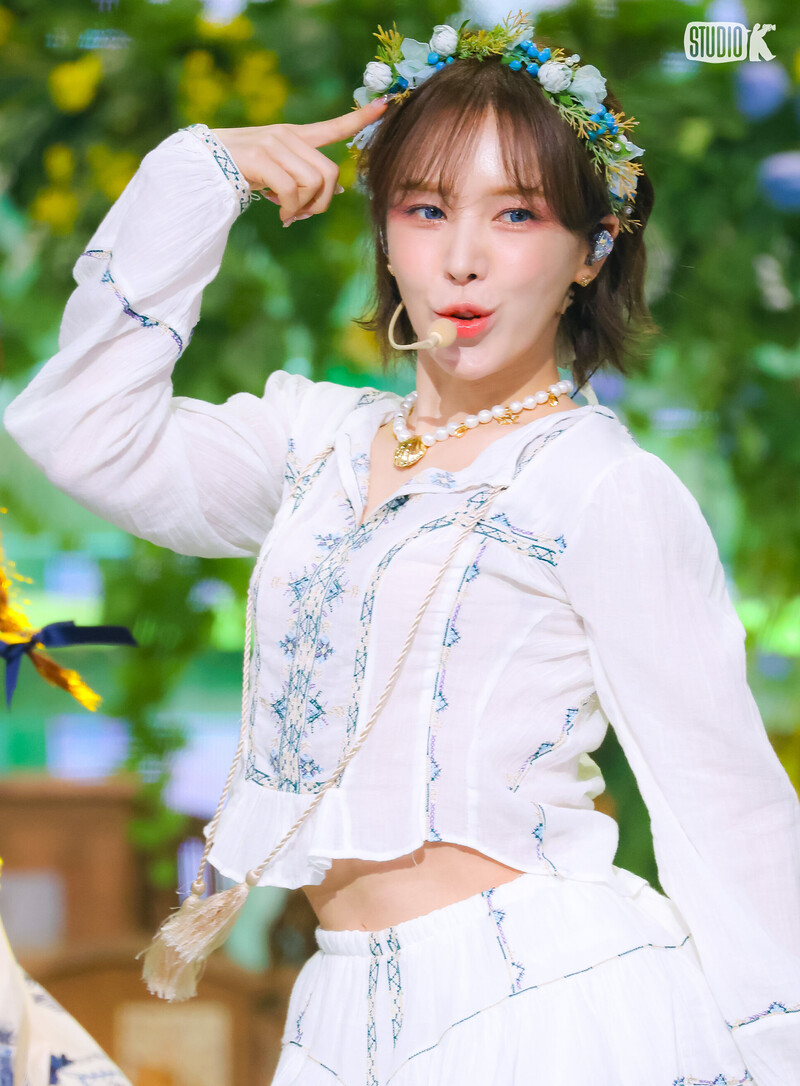 240628 Red Velvet Wendy - 'Cosmic' at Music Bank documents 3