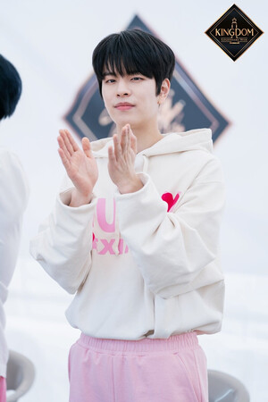May 11, 2021 KINGDOM: LEGENDARY WAR Naver Update - Seungmin at Sports Competition