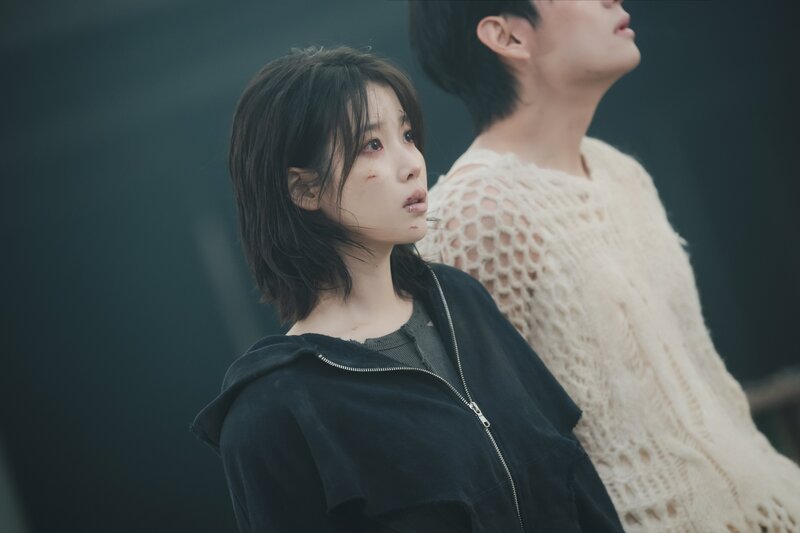 240124 IU - "Love Wins All" MV Filming Site By Melon documents 2