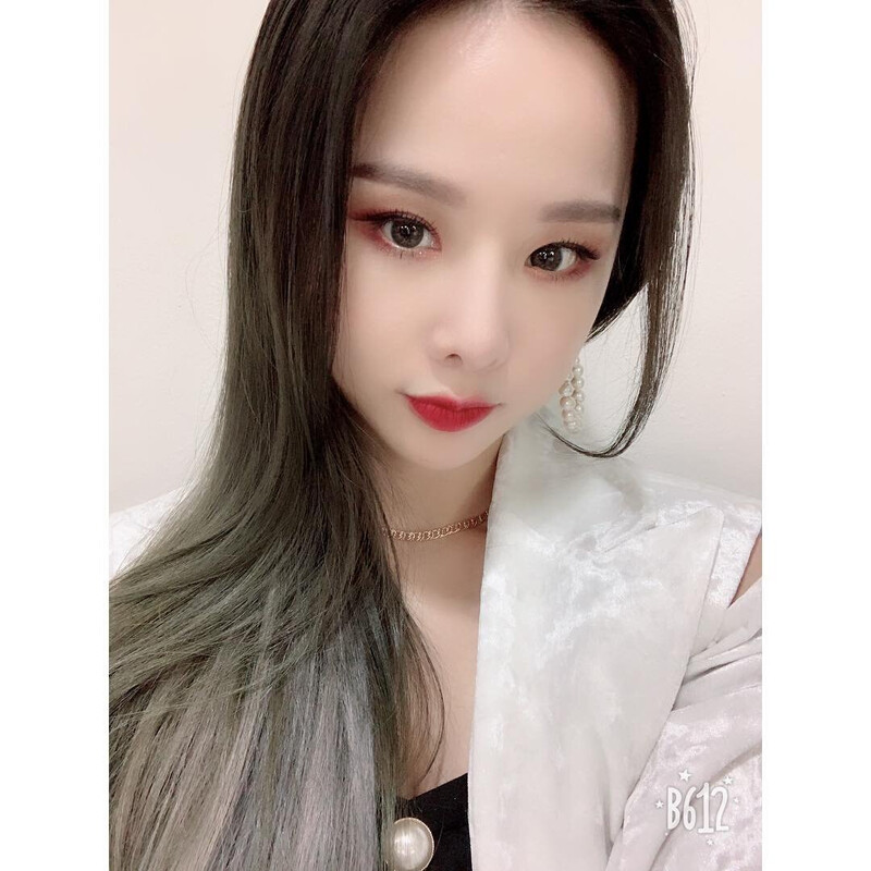 181203 Solji Instagram Update documents 1