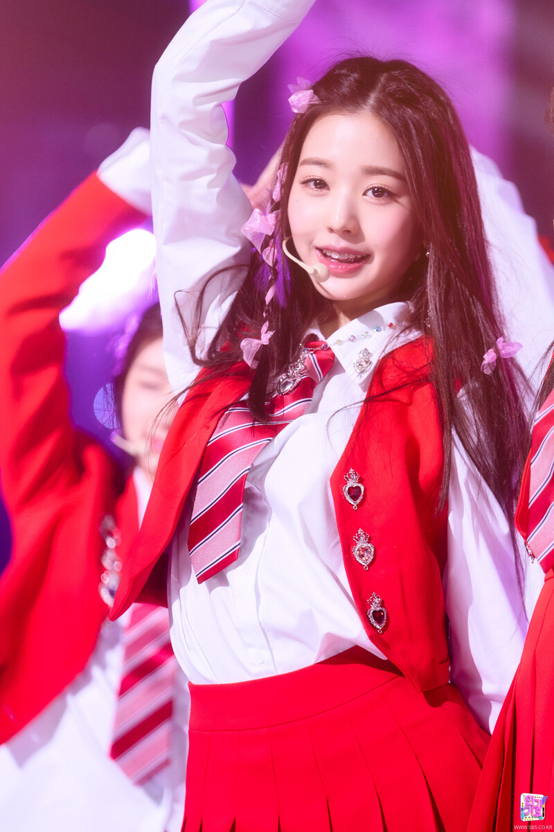 220501 IVE Wonyoung - 'LOVE DIVE' at Inkigayo documents 9