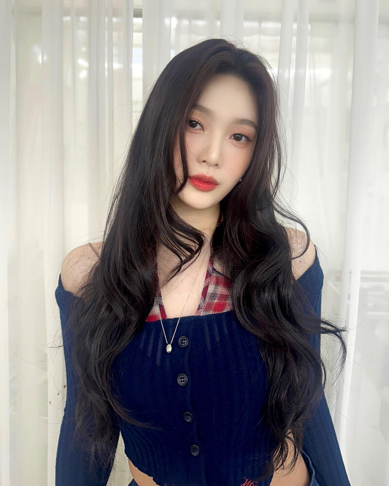 231222 Red Velvet Irene Instagram Update documents 3