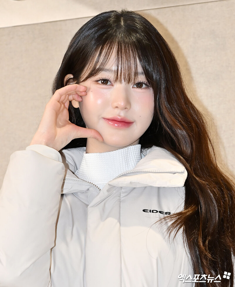 241124 Jang Wonyoung at EIDER Brand Photo Event documents 12