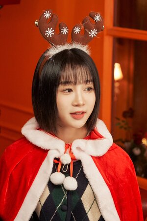 231229 WakeOne Naver Update - Hikaru - Kep1erving My Own Santa & Kep1erving Awards [Behind the Scenes]