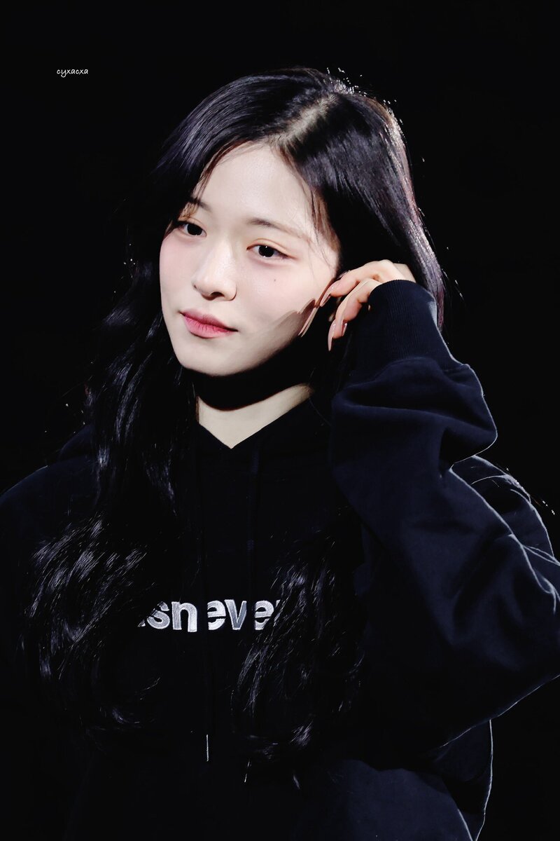 240128 fromis_9 Chaeyoung - 2nd Concert 'FROM NOW.' in Seoul Day 2 ...