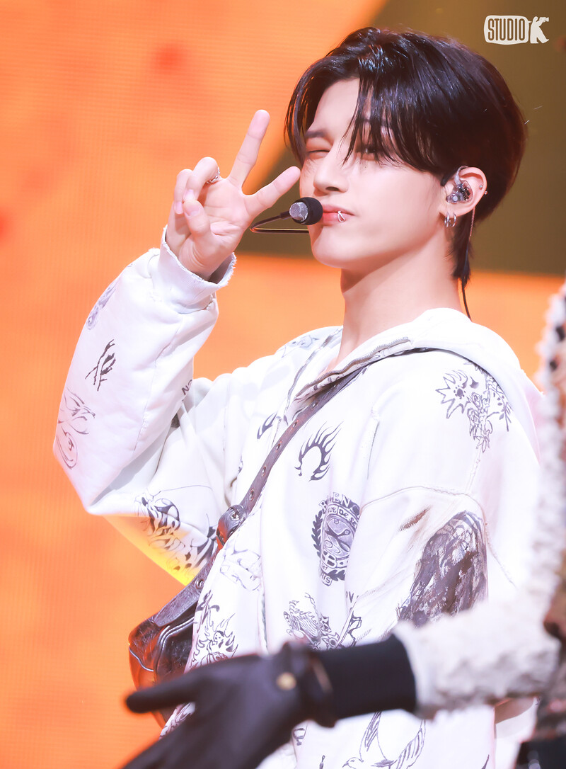 240607 ATEEZ Wooyoung - 'WORK' at Music Bank documents 4